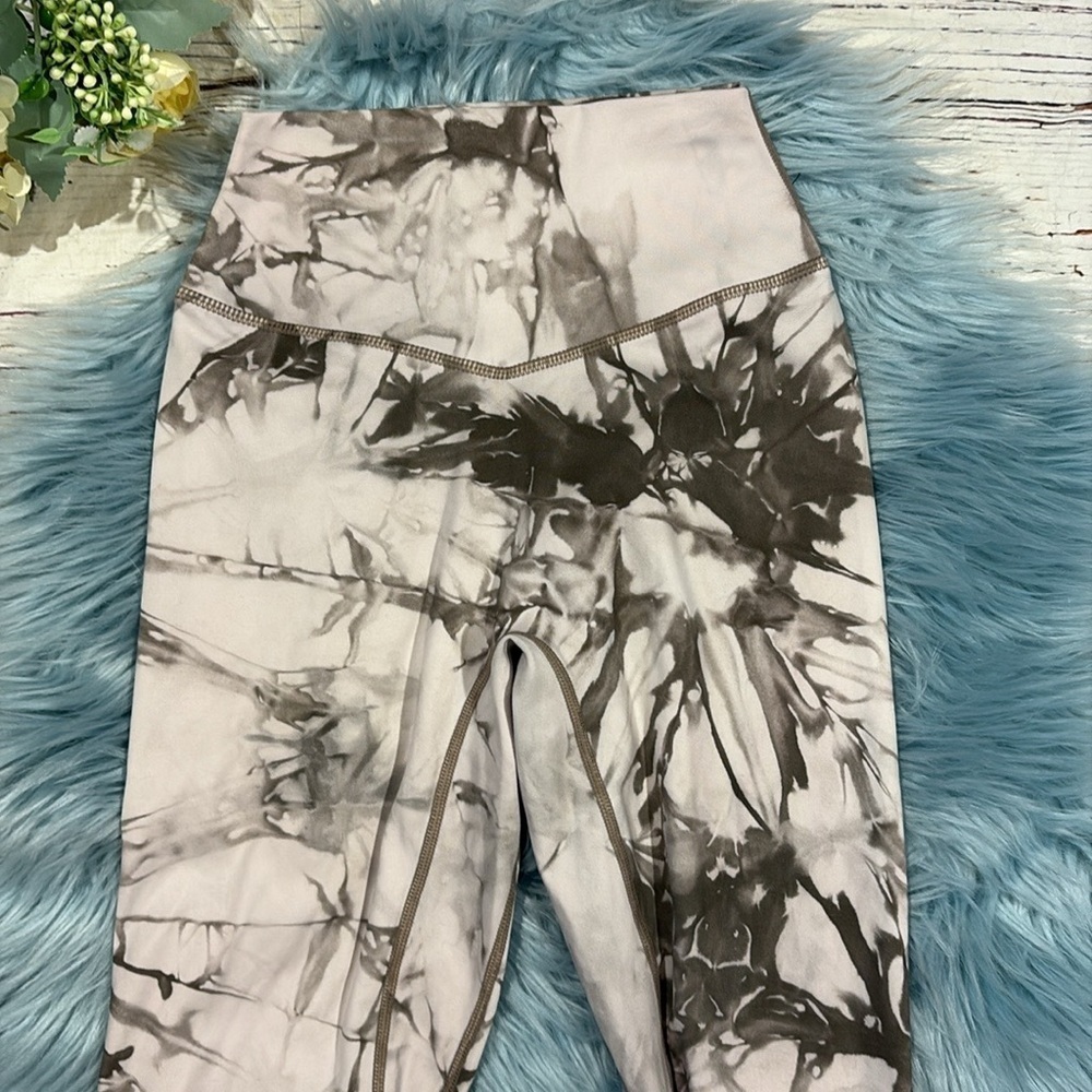 Balance Athletica Vitality Oasis OG Legging, Marble Print - Picture 5 of 10